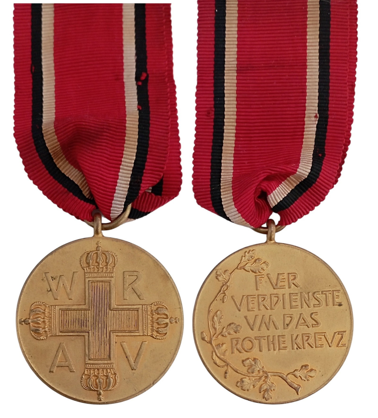 Red Cross Medal: 3rd Class, instituted in 1898. Breast Badge, 38x33 mm, gilt Bronze, original suspension ring. Mint condition! I