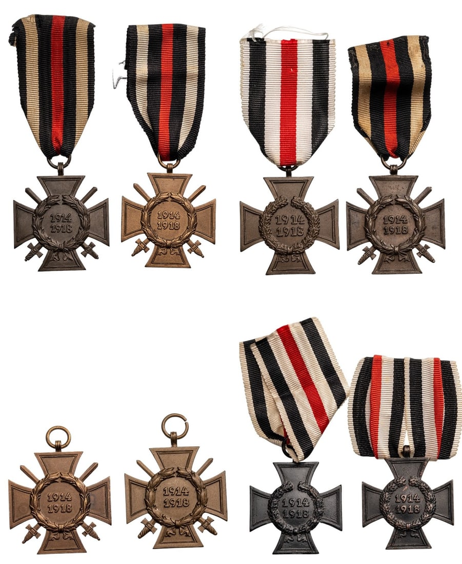 The Honour Cross of the World War 1914-1918, Lot of 8: Breast Badges, 41x37 mm, Bronze, original suspension rings and ribbons. I-II (8)