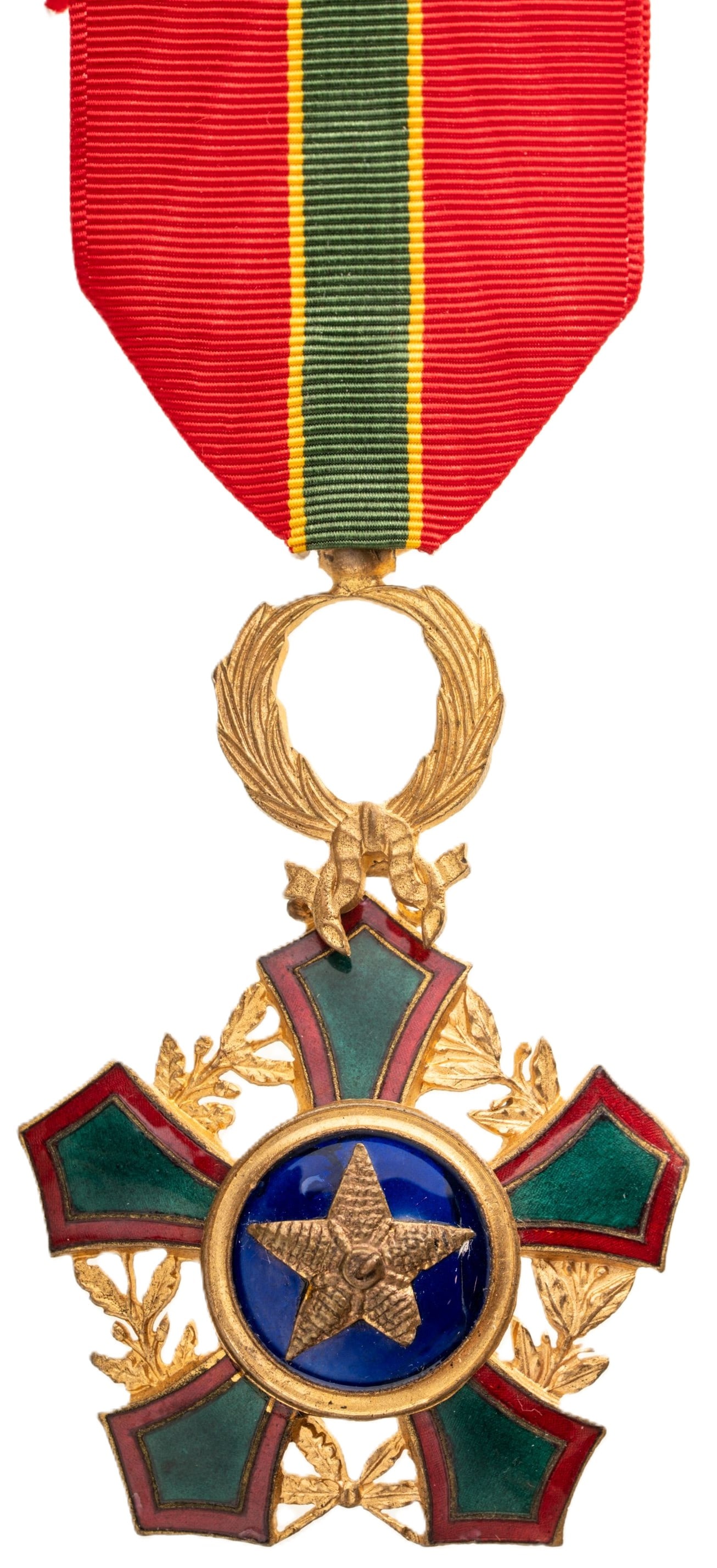 Order of Merit, 1886 - 1918: Knight's Cross. Breast Badge, 62x42 mm, gilt Bronze, one side enameled, suspension wreath, ring and original ribbon. A very rare badge, of this short living Republic, a disputed territory between Braz