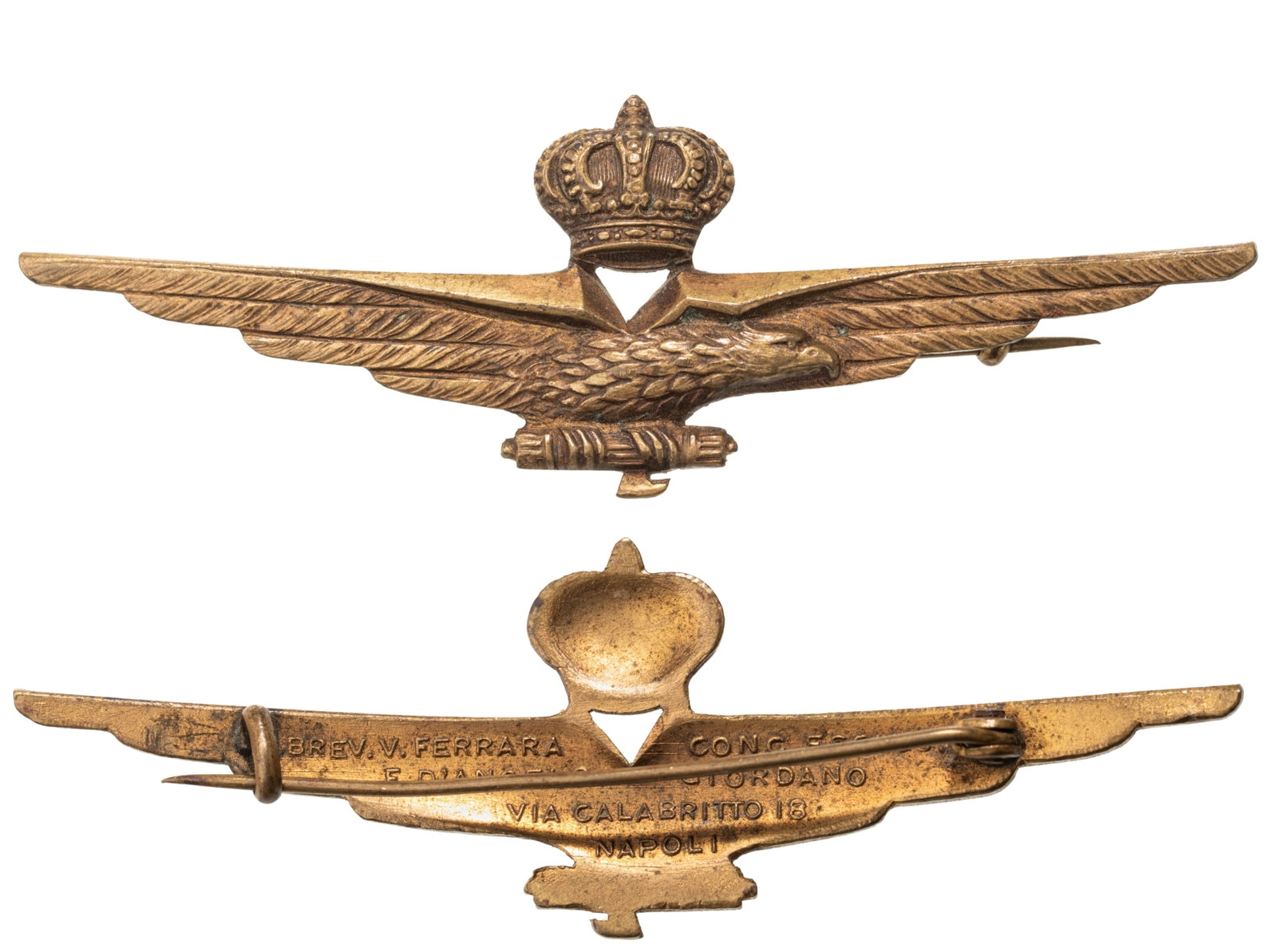 Air Force Pilot Wing, 1935 - 1943: Breast Badge, 74x23 mm., Bronze, maker's mark "F. d'Angelo Giordano - Napoli", thin pin on reverse. A scarce badge, in extremely fine condition! I R!