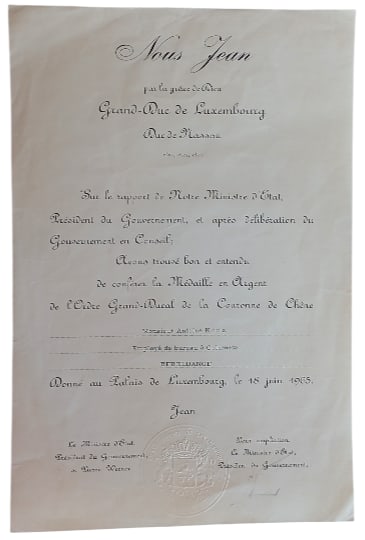 Silver Medal of he Order of the Oak Crown (1 of 1)