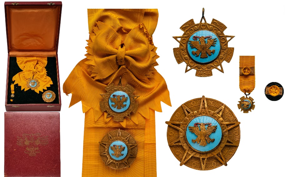 ORDER OF THE AZTEC EAGLE: Grand Cross Set, 1st Class, instituted in 1933. Sash Badge, 70x63 mm, gilt Silver, one side enameled, original suspension loop and sash. Breast Star, 60 mm, gilt Silver, superimposed parts gilt Silver