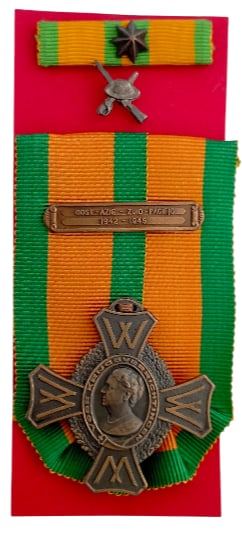Commemorative War Cross with bar "Oost Azie-Suid Pacific / 1942-1945" (1 of 1)