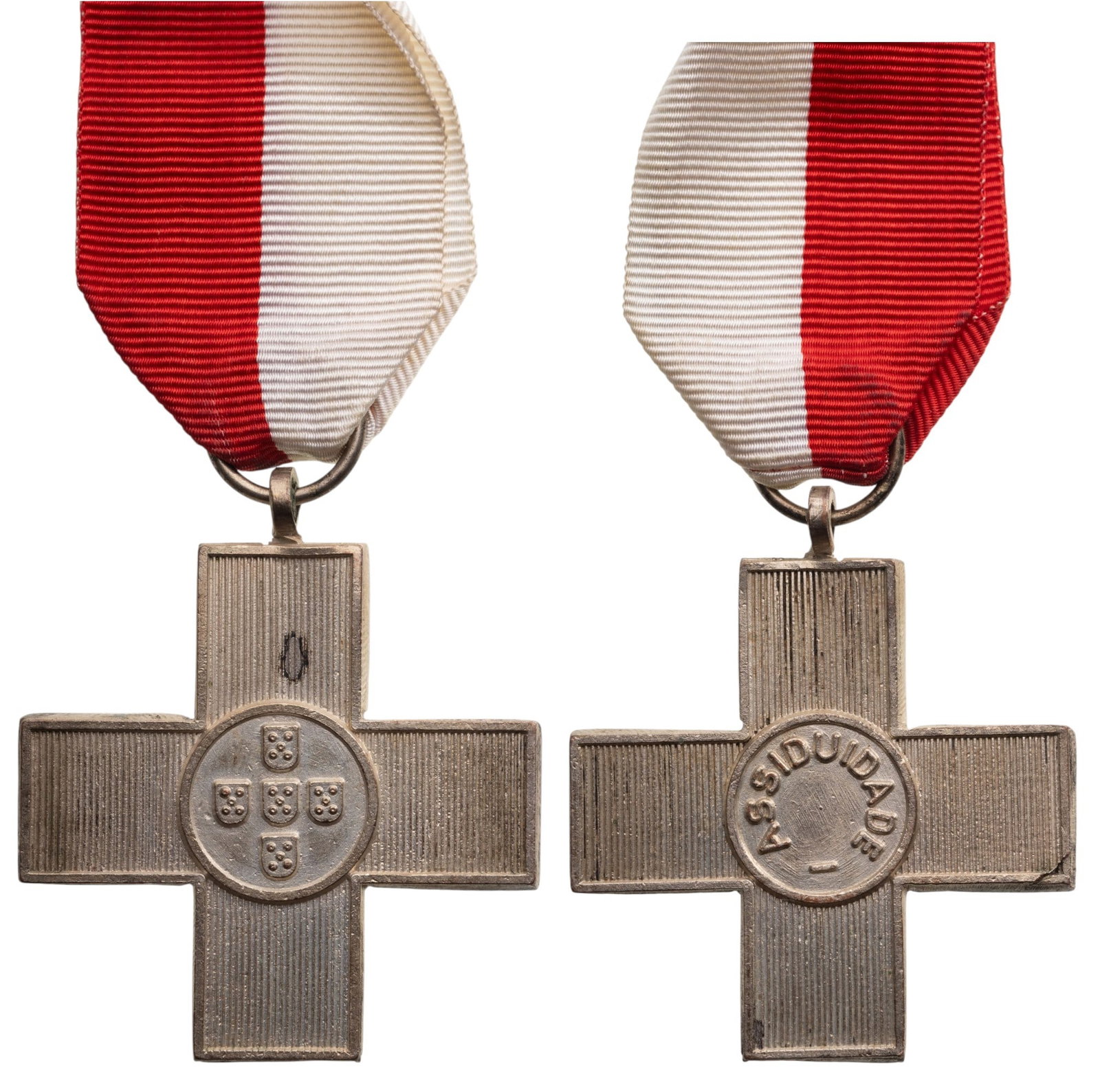 Red Cross Medal for Atendance and Good Conduct: Breast Badge, 47x41 mm, Silver, original suspension ring and ribbon. Very attractive and extremely fine condition! I