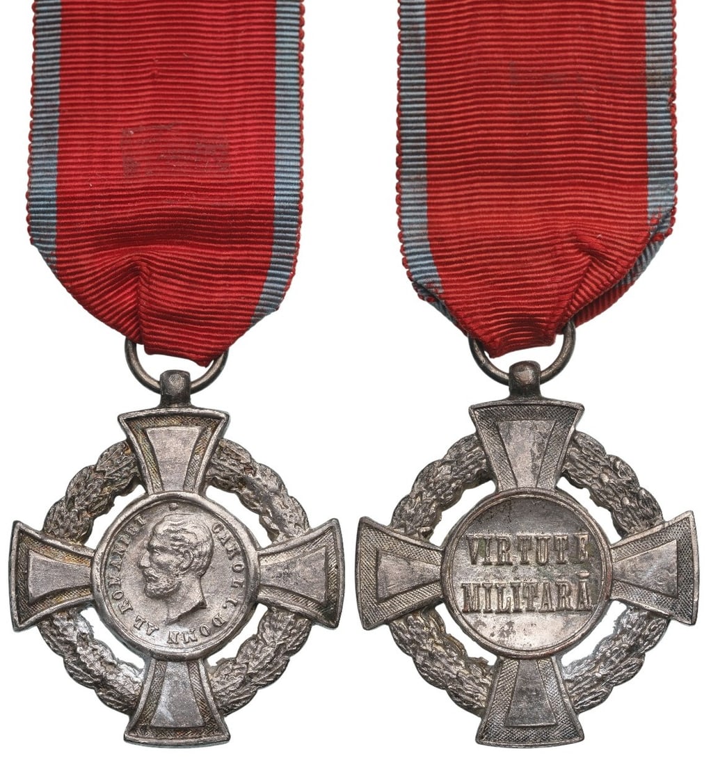 Military Virtue Cross, 1872: 2nd Class. Breast Badge for Officers, 42x37 mm., Silver original suspension ring and ribbon. I