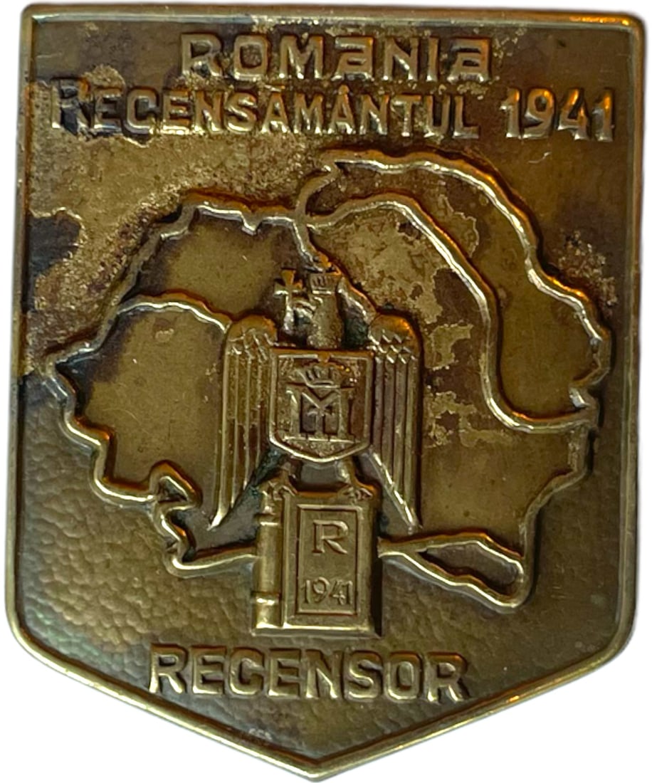 Census Representative Badge 1941: Breast Badge, 44x36 mm, Bronze, pin on the back missing,
