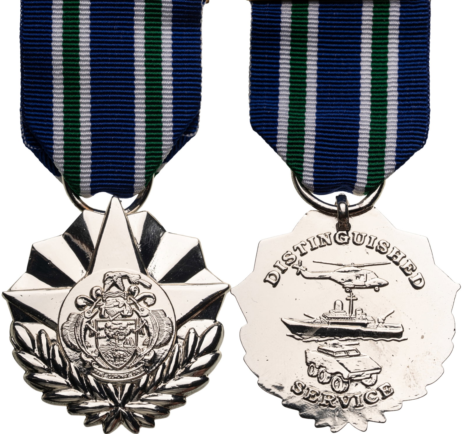 Distinguished Service Medal: 2nd Class. Breast Badge, 41x39 mm, silvered Bronze, original suspension ring and ribbon. Rare medal, published in Jomsa Magazine in 2009, in mint condition! I R!