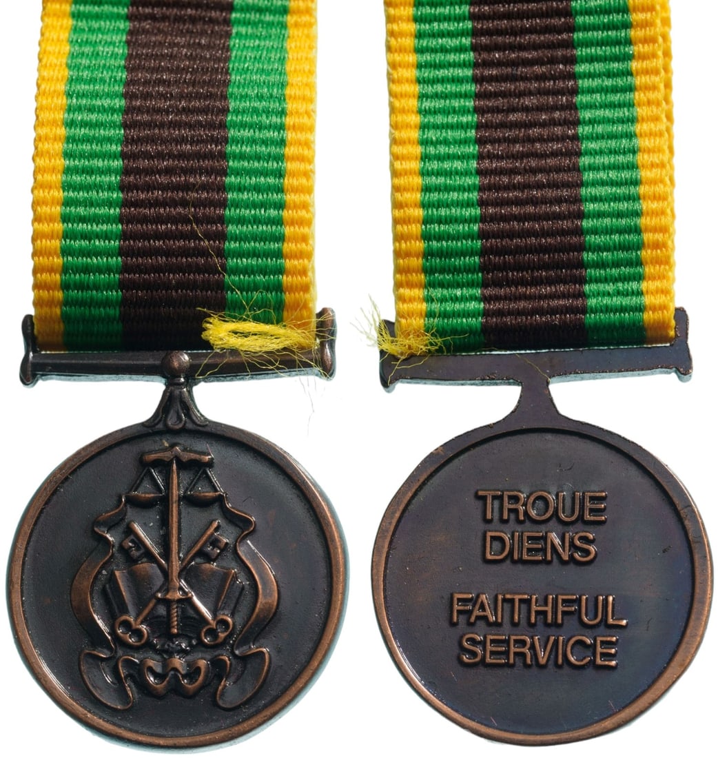 Faithful Service Medal: Breast Badge Miniature, 19 mm, Breast Badge, original suspension ring and ribbon. I