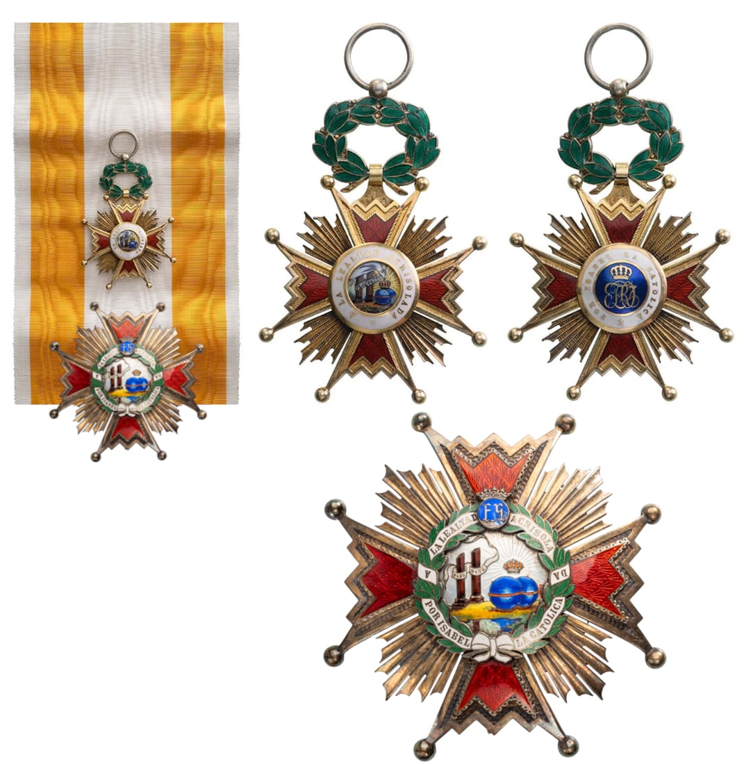 ORDER OF ISABELLA THE CATHOLIC: Grand Cross Set. Sash Badge, gilt Silver, 63x42 mm, red enameled arms, obverse centre medallion with enameled details, within white enameled outer circlet with the Order's motto in gold lettering, dar