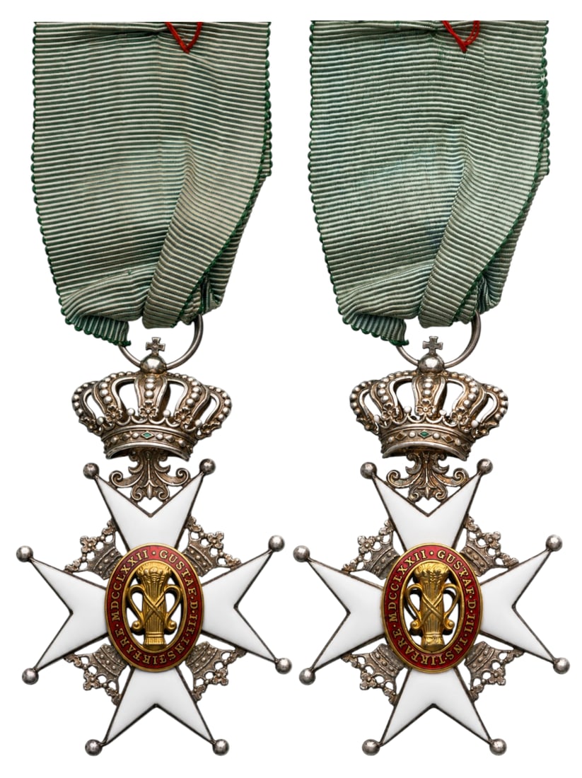 Order of Vasa: Knight's Cross, instituted in 1772. Breast Badge, 60x39 mm, Silver, enameled, GOLD centers, original suspension ring and ribbon. Extremely fine condition. I