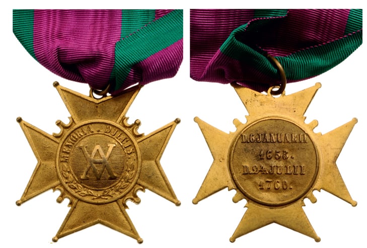 ORDER OF THE AMARANTH, instituted in 1873: Commander`s Cross. Neck Badge, 55 mm, gilt bronze, original suspension ring and long neck ribbon. I