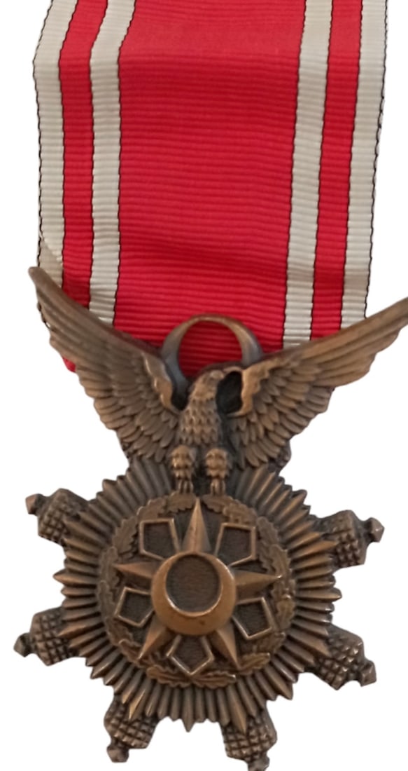 Military Merit Medal: Breast Badge, 55x39 mm, Bronze, eagle suspension device and original ribbon. In perfect condition! I