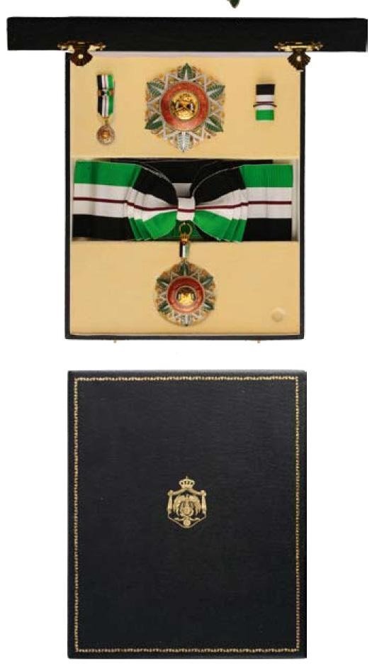 ORDER OF THE RENAISSANCE (ORDER OF AL NAHDA) NATIONAL: Country: JORDAN "Grand Cross Set, 1st Class, 3rd Type. Sash Badge, 65 mm, metal silvered, maker's mark "A.B. " (Arthus Bertrand), brilliant cut, superimposed parts enamelled, original enamelled suspen