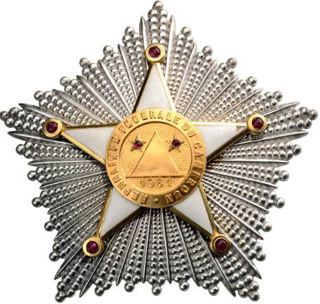ORDER OF VALOUR: Country: CAMBODIA Grand Cross Star, 2nd Type (1961), instituted in 1957. Breast Star, silver with brilliant cut rays, 80 mm, French hallmark "800", maker's mark "ArthusBertrand & Co, Paris", superimpo