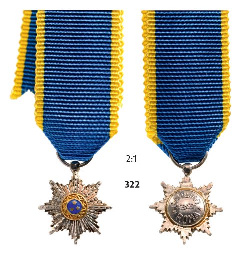 ORDER OF THE THREE STARS: Country: LATVIA Grand Cross Star, 1st Class Miniature, instituted in 1924. Breast Badge, 12 mm, silver, central medallion silver gilt enameled, original suspension ring and ribbon, maker's mark "Gardi
