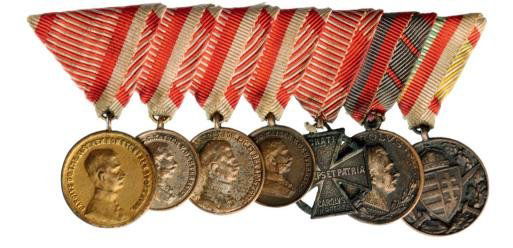 Medal Bar with 7 Decorations (1 of 1)