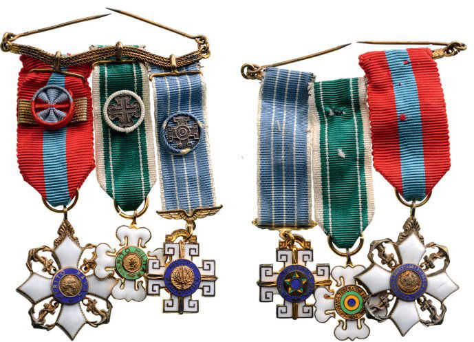 Chain of 3 Big Sized Miniatures (1 of 1)