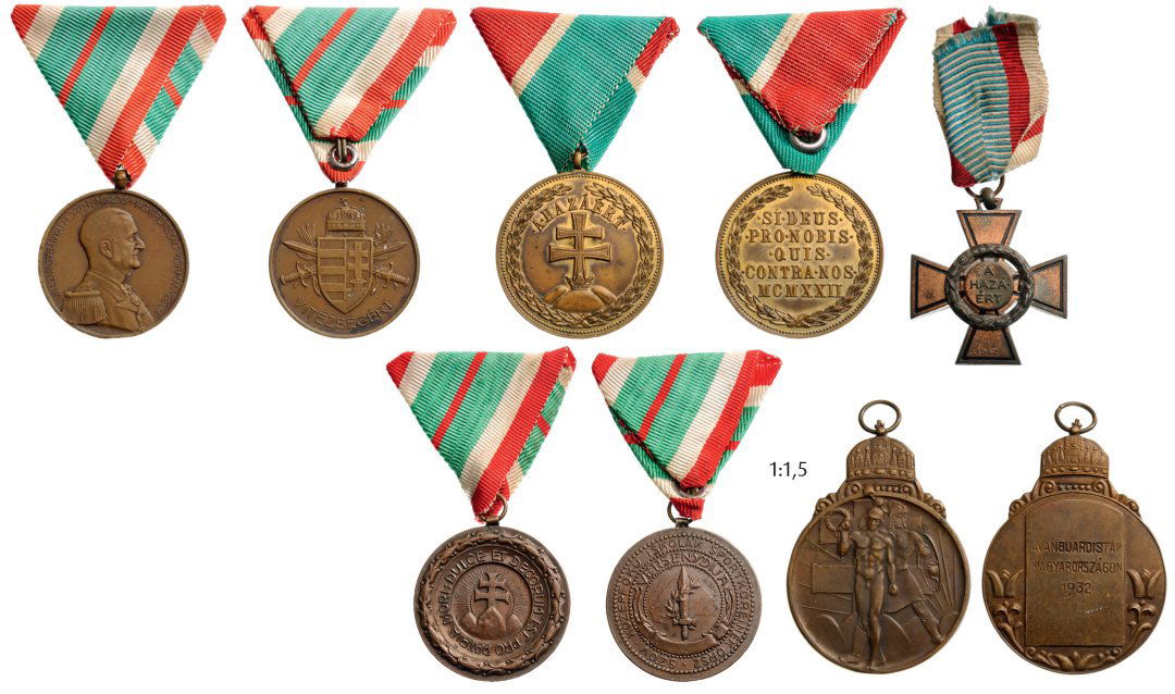 Lot of 5 Decorations (1 of 1)