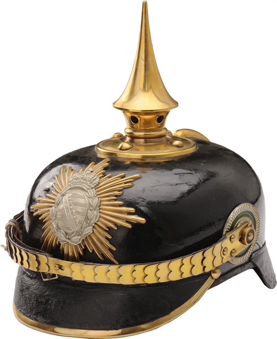 Enlisted Infantry Pickelhaube md. 1895: Black leather body with brass spicked and chinstrap star of brass plate with applied coat of arms of tin plate rosette Saxony and Reich for soldiers officer leather liner. II