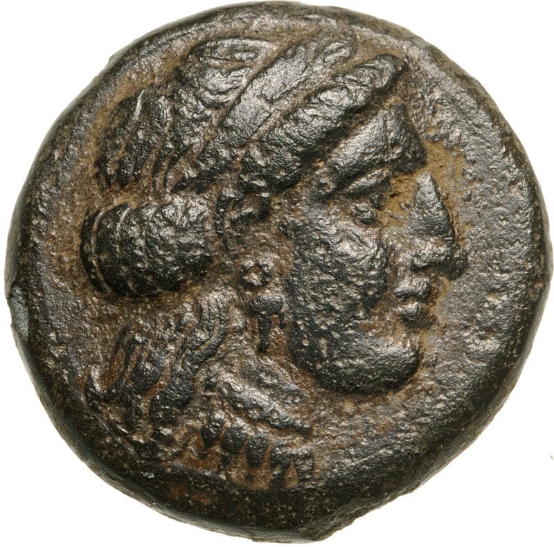 Methymna, AE15 (3.48 g), 330-280 BC: Female bust right / Thunderbolt. BMC 172, 7-9. RR! VF Country:ancient Greece – Lesbos