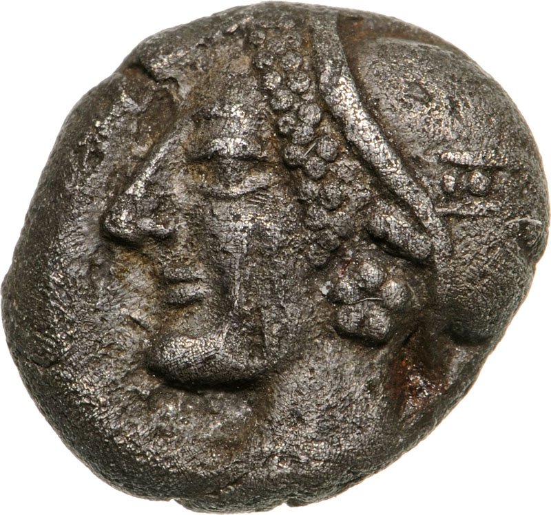 Phokaia, AR Diobol (9 mm, 1.24 g), ca. 521-478 BC: Female head left / quadratum incusum. Klein 453. VF+, dark patina Country:ancient Greece – Ionia