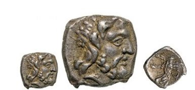 Laranda, AR Obolos (0.70 g), 324-323 BC: Head of Herakles right / Forepart of a wolf right. SNG Levante 227. Rare! XF R! Country:ancient Greece – Lycaonia