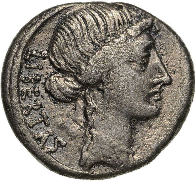 AR Denarius (19 mm, 3.97 g), Rome Mint, M. Junius (1 of 2)