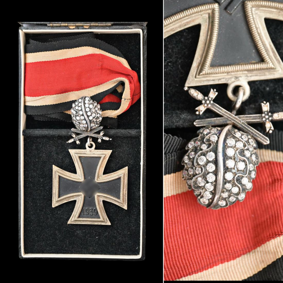 Ritterkreuz des Eisernen Kreuzes 1939 mit Eichenlaub mit Schwertern und Brillanten. (1 of 10)