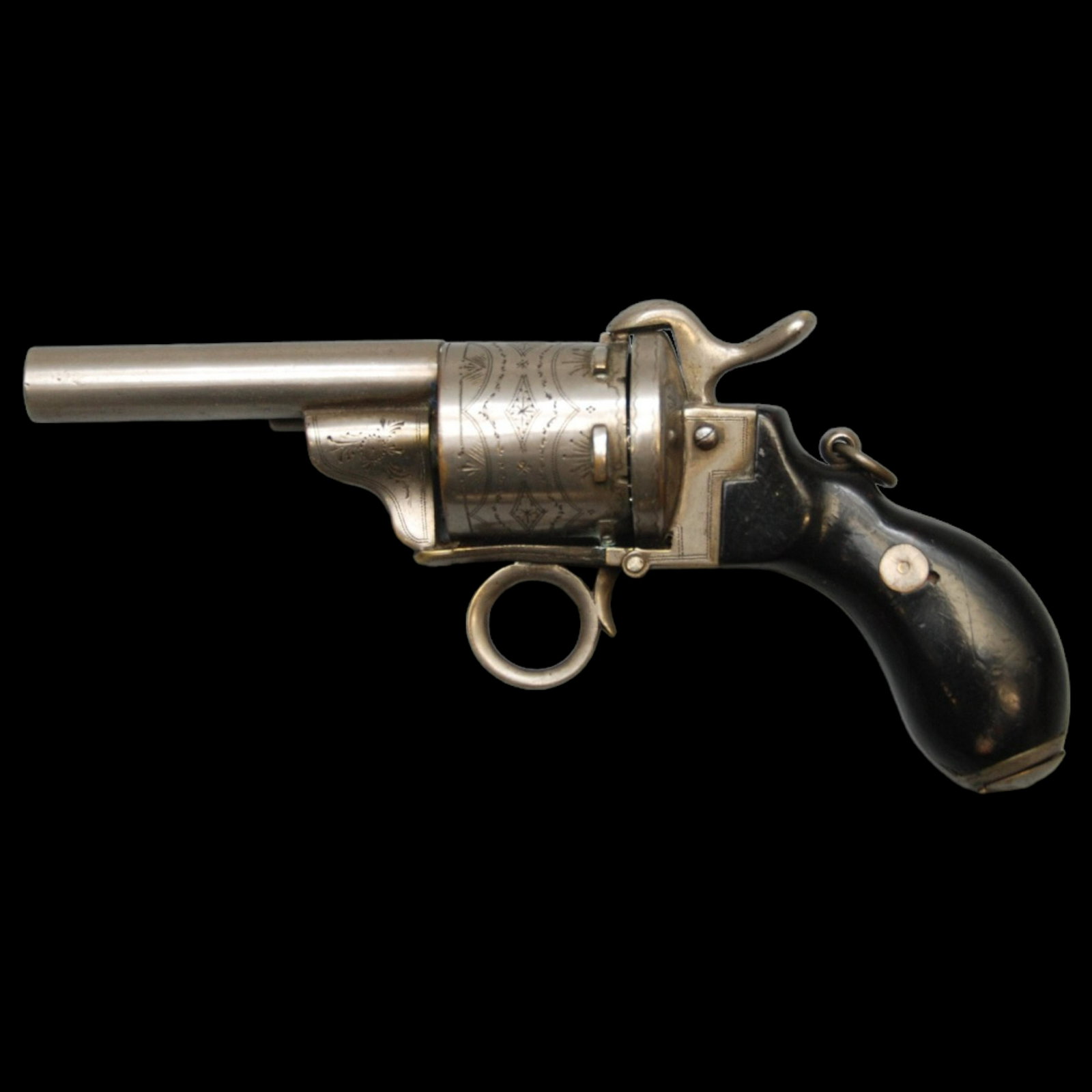 Sewing kit in the form of a revolver.: Rare sewing kit in the form of a revolver. The revolver is made of silver plated bronze. Inside is decorated with blue velvet. Western Europe, The second half of the 19th century. Lenght - 18,5cm