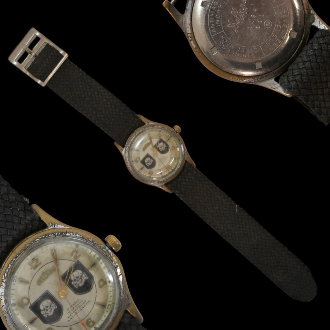 Swiss watch Delbana Waffen-SS Totenkopf WW2.: Swiss watch Delbana Waffen-SS Totenkopf WW2. The watch has two Totenkopf emblems on the dial. The 3rd SS Panzer Division “Totenkopf” was one of 38 divisions of the Waffen-SS of Nazi Germany du