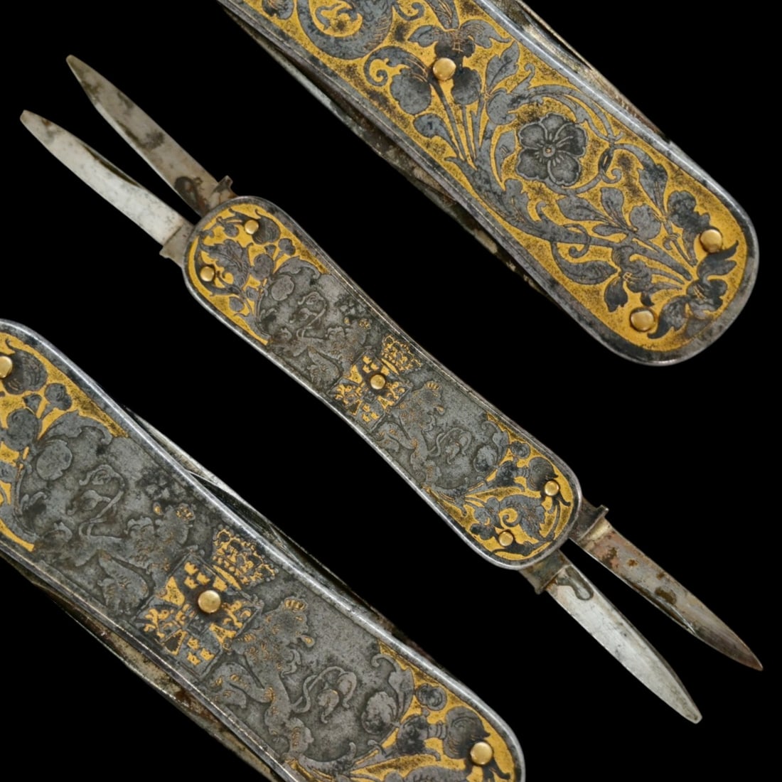 A Rare early 20 Century Swedish Heraldic Folding Pocket Knife with Gilt Decoration. (1 of 5)