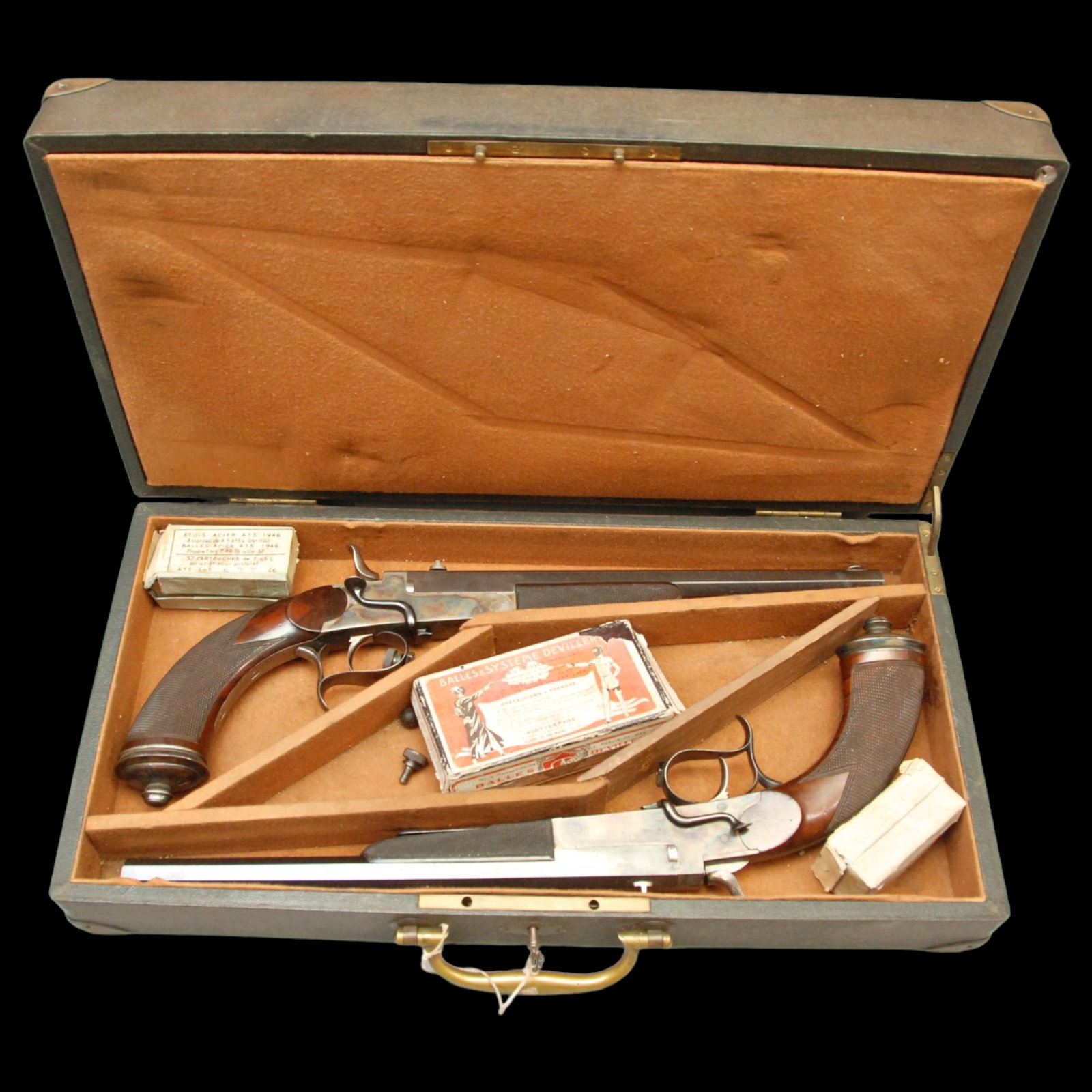 Cased pair of Devillers, about 1905, Belgium.: Cased pair of Devillers Patent centrefire breech loading duelling pistols by Piot Lepage, about 1905, Belgium. These pistols are designed to fire wax bullets in a mock duel, in which the participants 