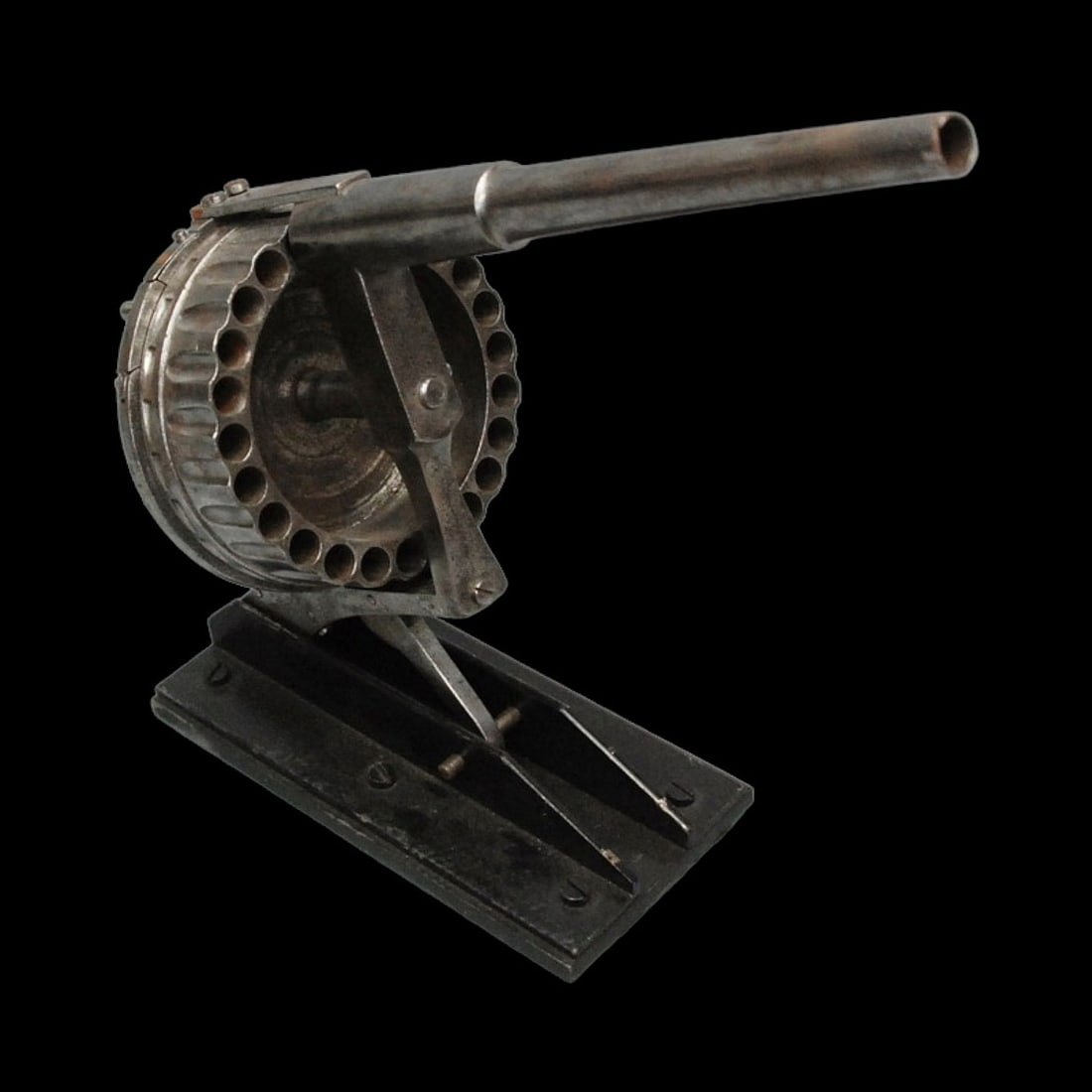 French marine revolver for use on light ships.Last quarter of the 19th century. (1 of 3)