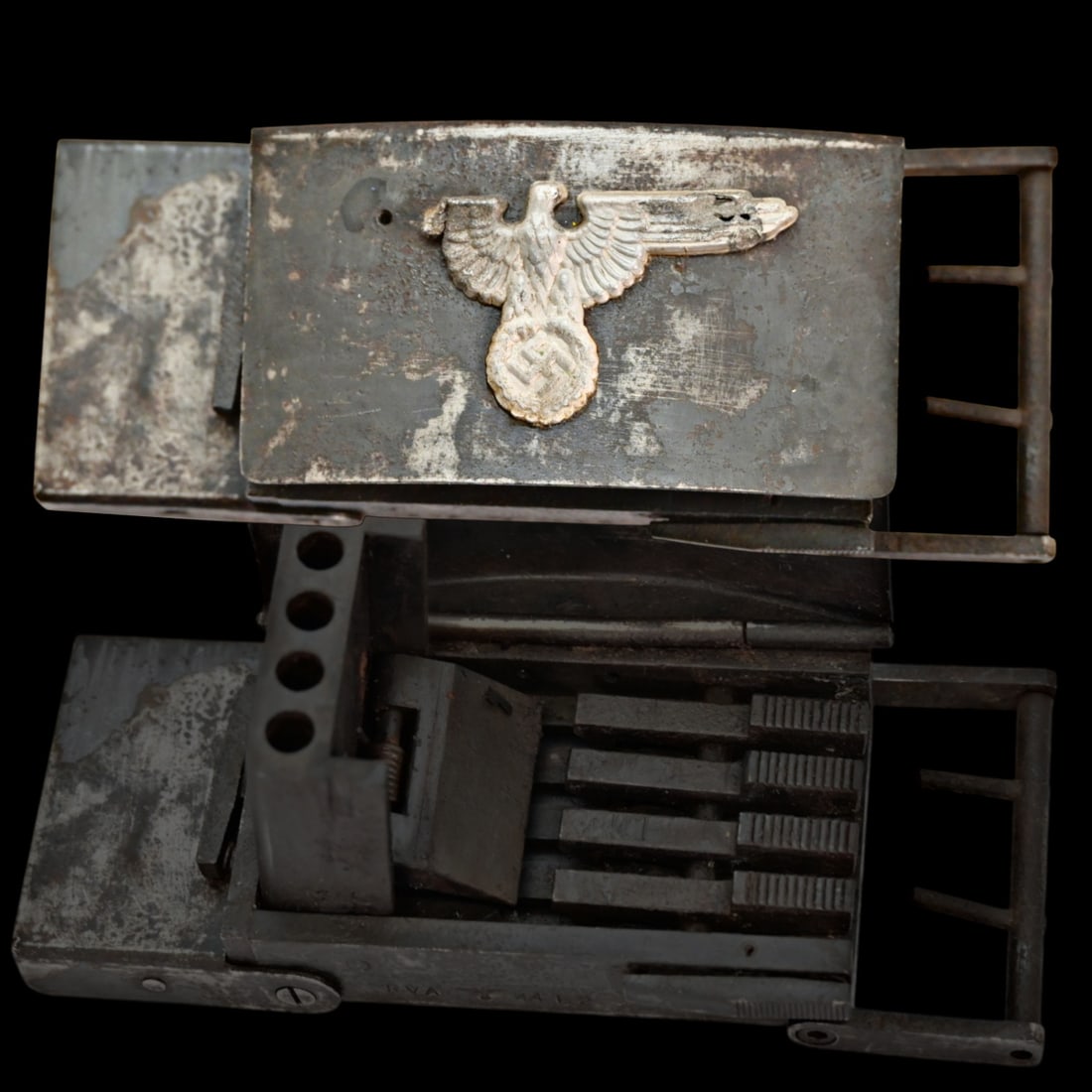 An Exceptional and Rare German Experimental Four-Shot SS Belt Buckle Pistol, 20th Century. (1 of 7)