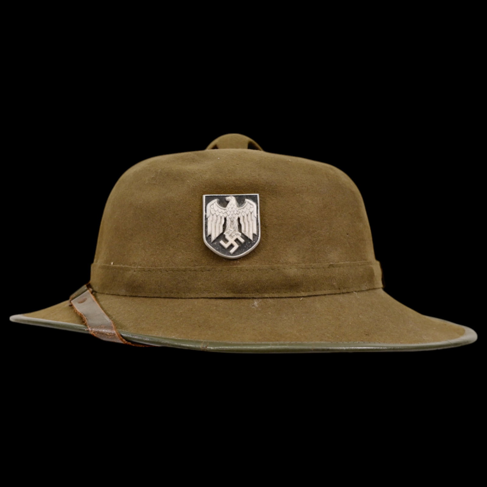 WWII Nazi German Pith helmet of the DAK (German Africa Corps), 2nd model. (1 of 8)