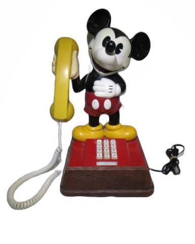 The Mickey Mouse Phone c. 1976 Push Button Phone (1 of 10)