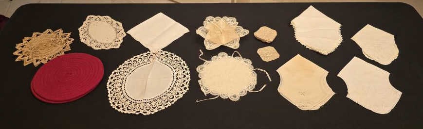 Vintage Scone, Muffin & Roll Warmers; Doilies,: Trivets & Coasters