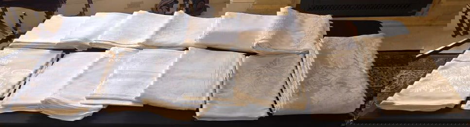 Table Linens - Rectangle Damask Style Cloths (1 of 7)