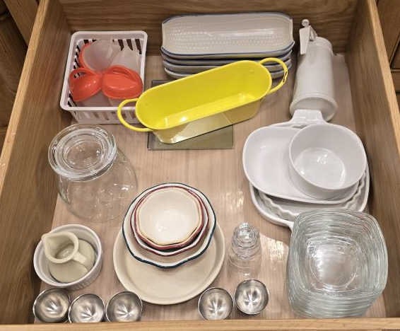 Small Bowls, Corn Holders, Egg Cups, Etc.: Small Bowls, Corn Holders, Egg Cups, Etc.