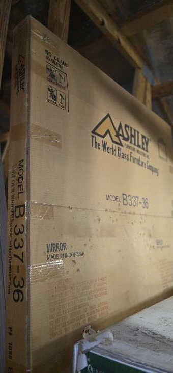 Ashley Chadbrook B337-36 Dresser Mirror: in Box