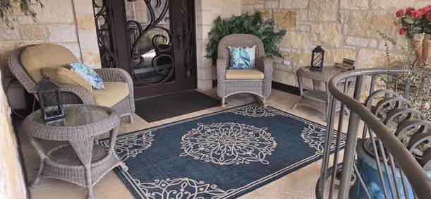Rocker & (2) Oval Side Tables by Summer Classics, Blue Patio Rug, (2) Metal Candle Lanterns, Wall
