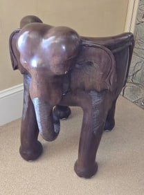 Made of one piece of wood.