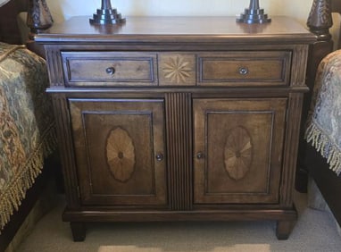 40" W x 20-3/4" D x 36" H