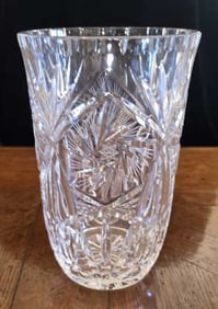 w/ 8-Point Star, Approx. 9" H, 5-1/4" Opening
