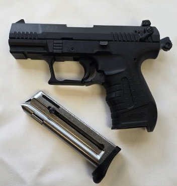 Cal. .22LR, S/N: 1.279457; Made in Germany: Cal. .22LR, S/N: 1.279457; Made in Germany