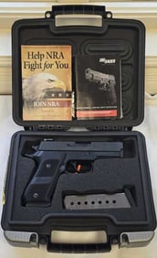 S/N: G520773; Frame Made in Germany; (2) Magazines, Case