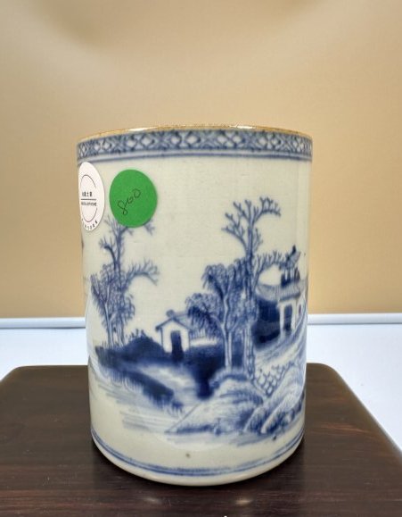 Antique Chinese 18th Century Kangxi Blue and White Mug: Antique Chinese 18th century Kangxi blue and white mug. The handle has been repaired