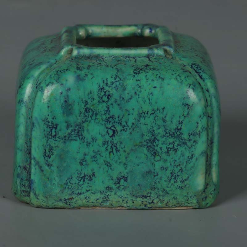 Qing Dynasty - Lu Jun glaze square water drop: Qing Dynasty - Lu Jun glaze square water drop. Height 5cm, caliber 3cm. Bottom 6.2cm.