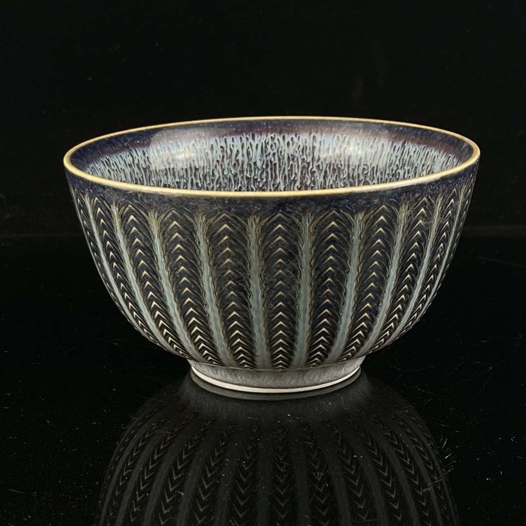 Jian kiln bowl, Xuande style, Ming Dynasty: Jian kiln bowl, Xuande style, Ming Dynasty. Specifications Height 7cm Width 11cm.