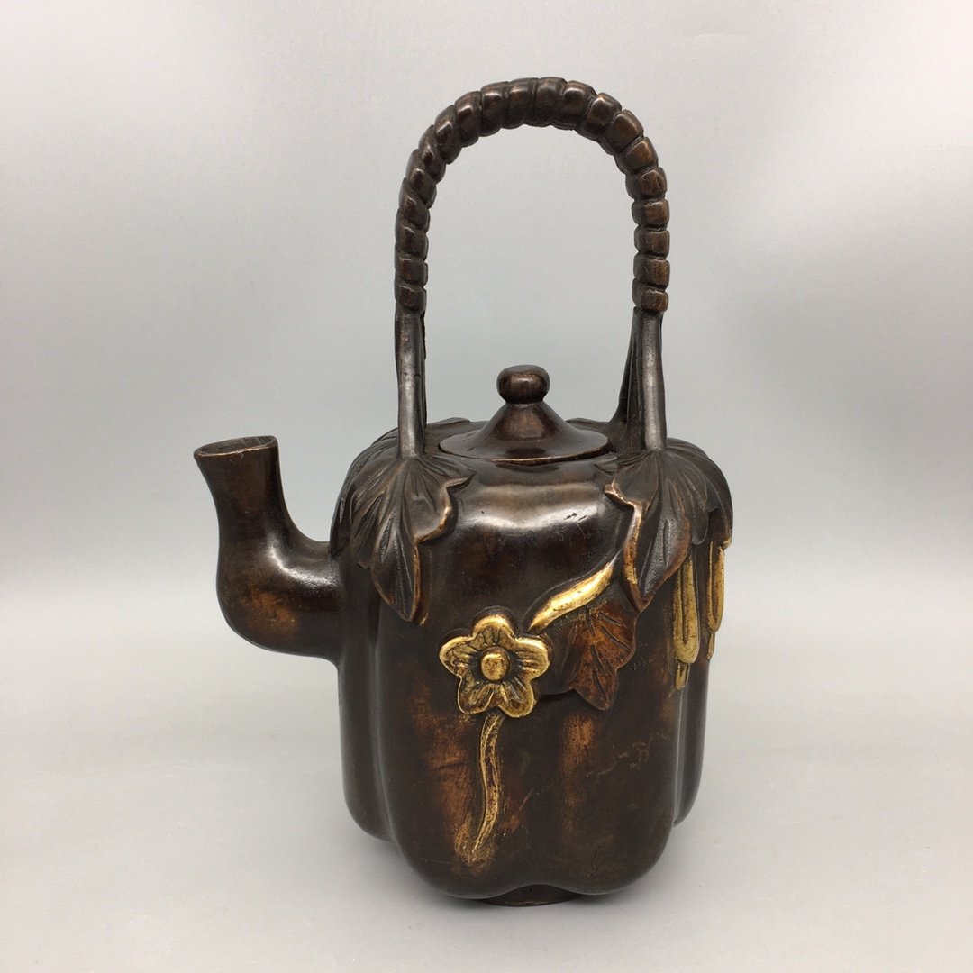 Bronze Ware Collection, Winter Melon Carrying Pot (1 of 9)